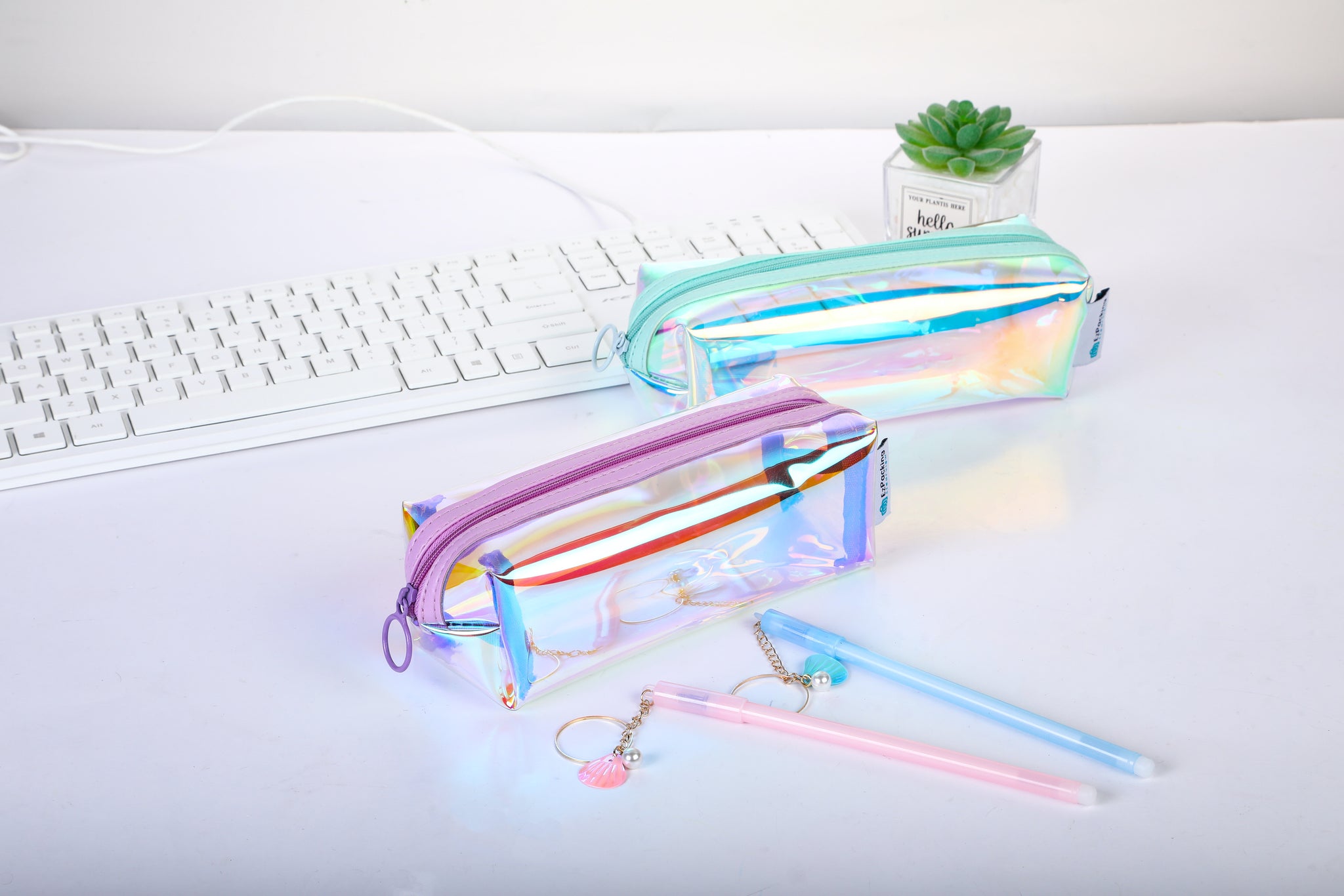 Transparent stationery pouch